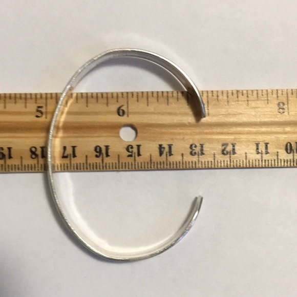 NAVAJO Sterling and Gold Story Telling Cuff - Picture 4 of 8